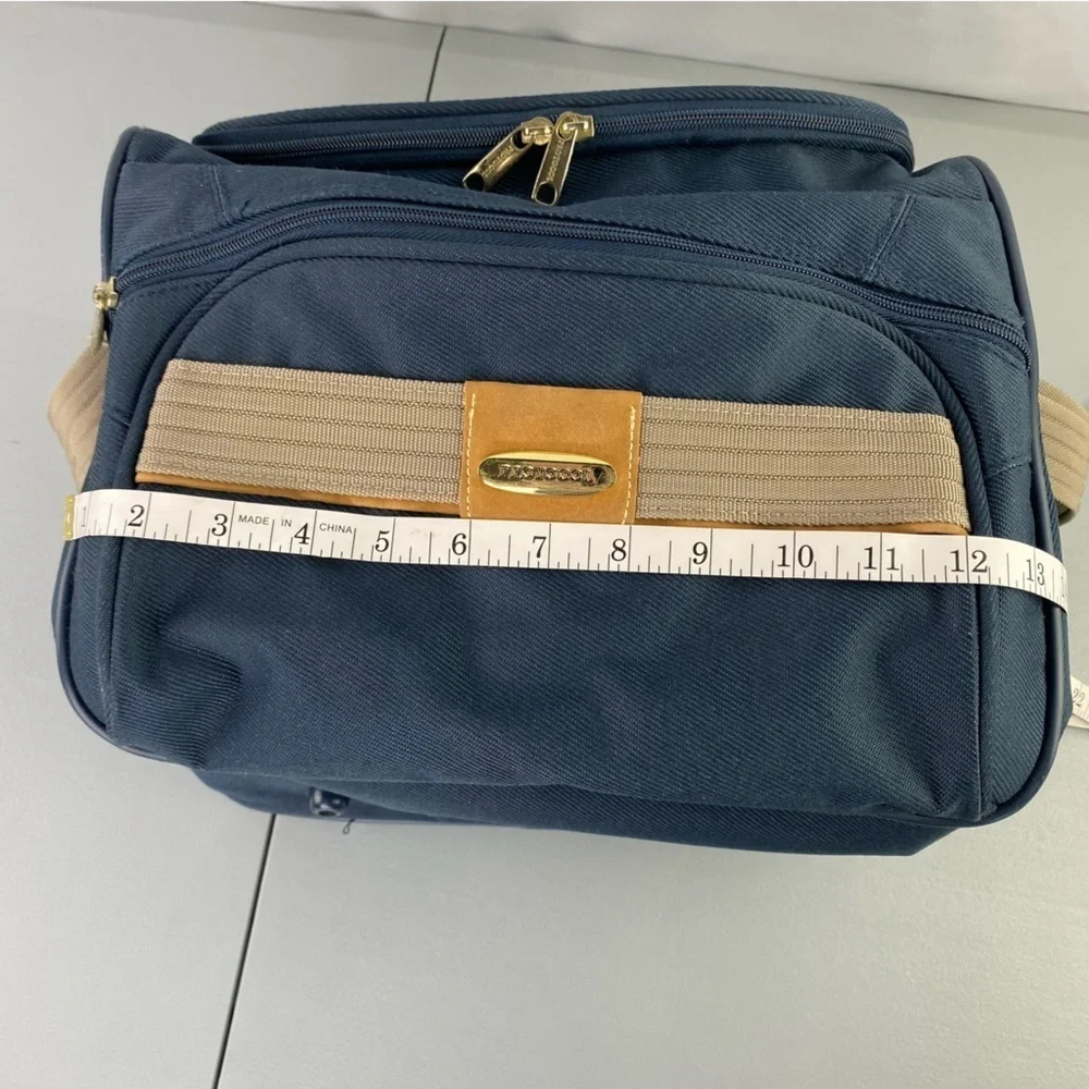 Protocol navy & tan medium sized overnight travel bag 14x8x8
